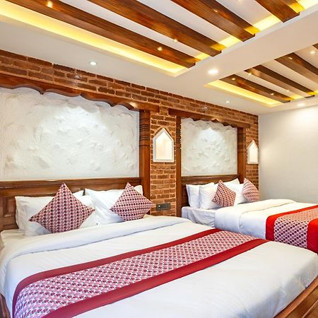 Amarawati Boutique Hotel Катманду Екстер'єр фото