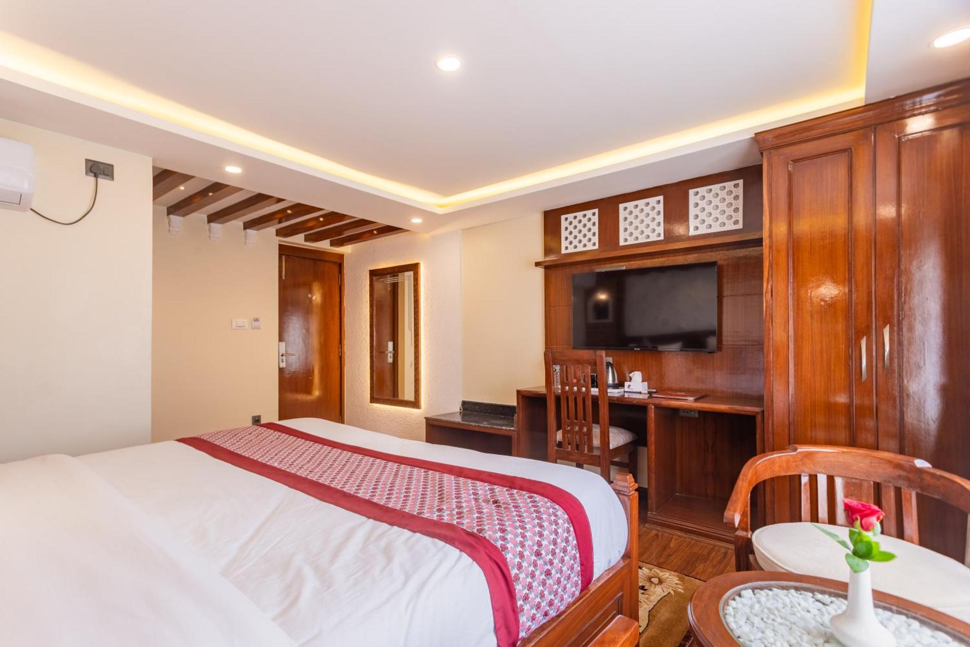 Amarawati Boutique Hotel Катманду Екстер'єр фото
