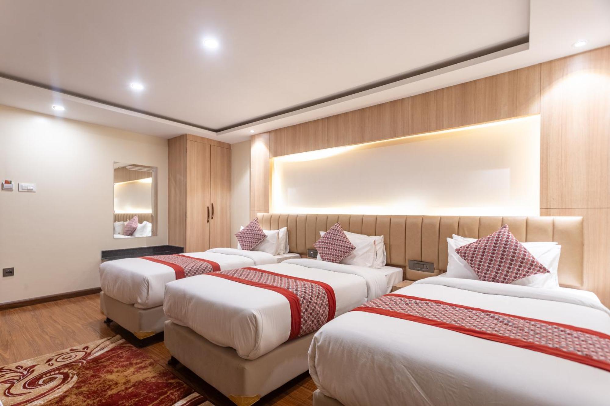 Amarawati Boutique Hotel Катманду Екстер'єр фото